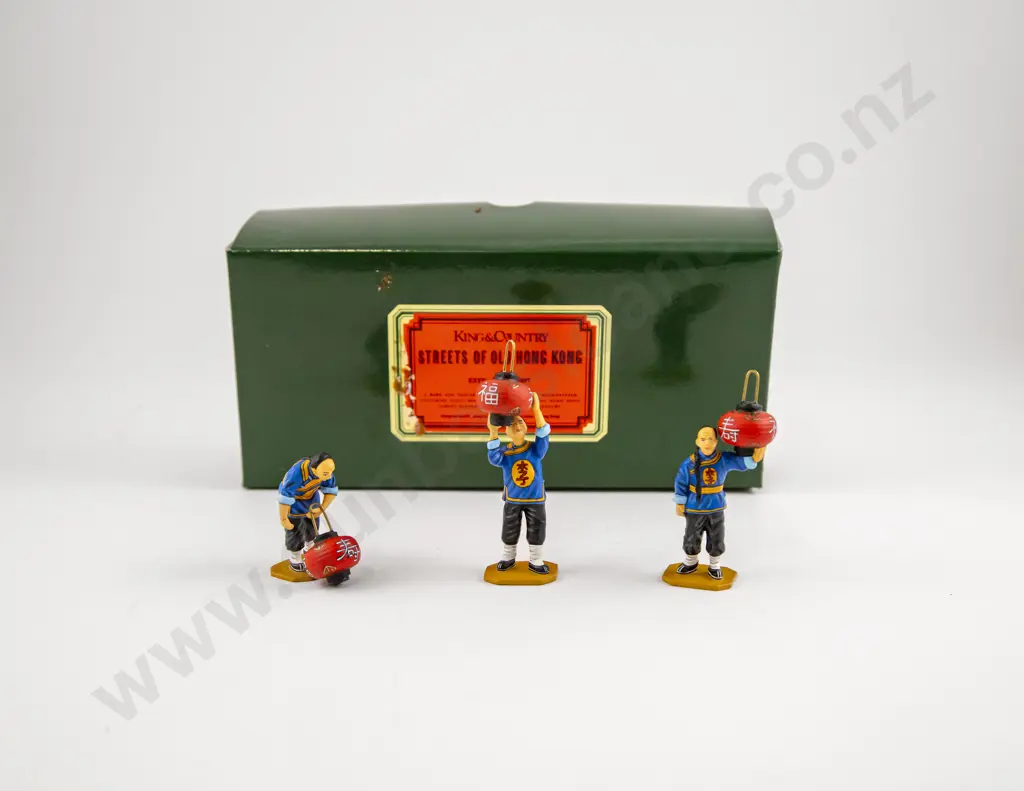 Boxed King & Country Streets of Old Hong Kong Lantern Set with Matt Finish Image 1++