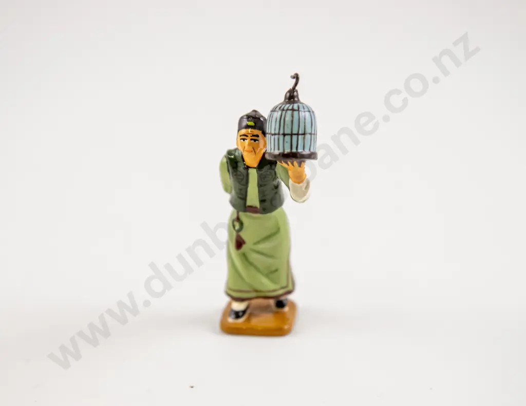 Boxed King & Country Streets of Old Hong Kong Man with Birdcage Image 1++