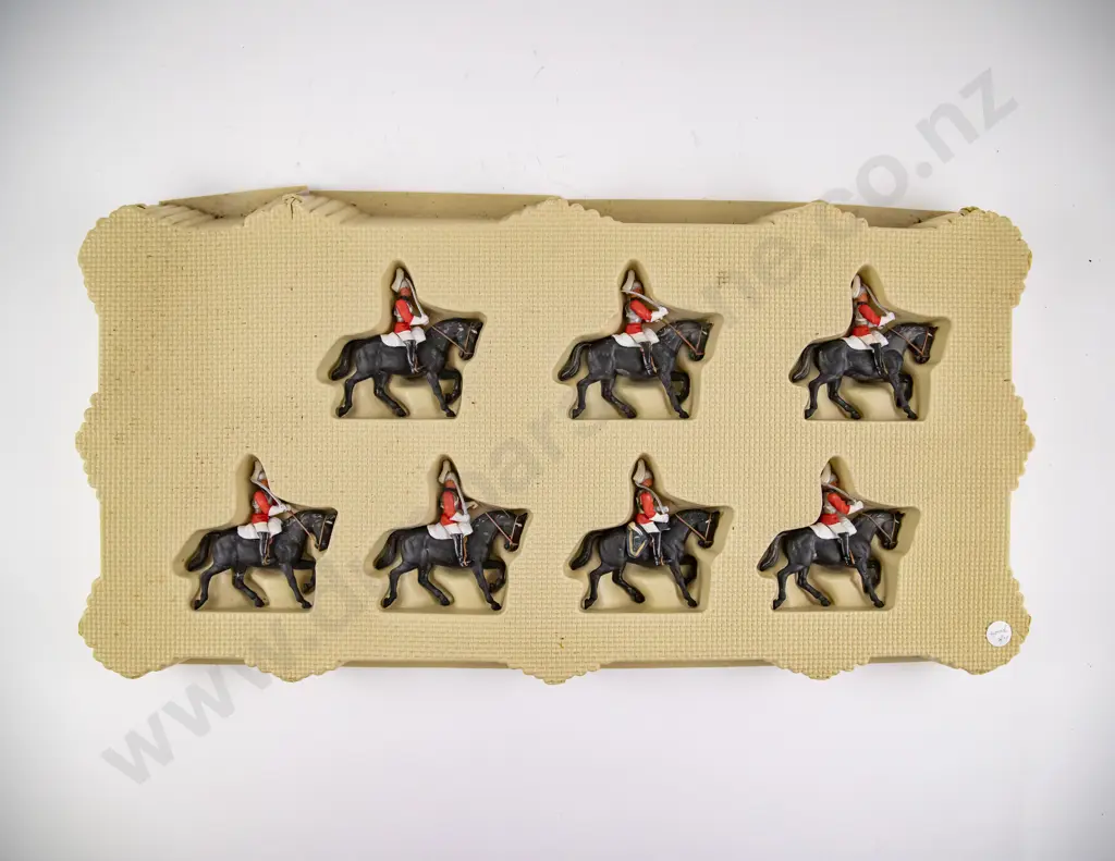 Boxed and Unboxed Britains Plastic 'Eyes Right' Royal Horse Guard Regiment Models (21) Image 1++