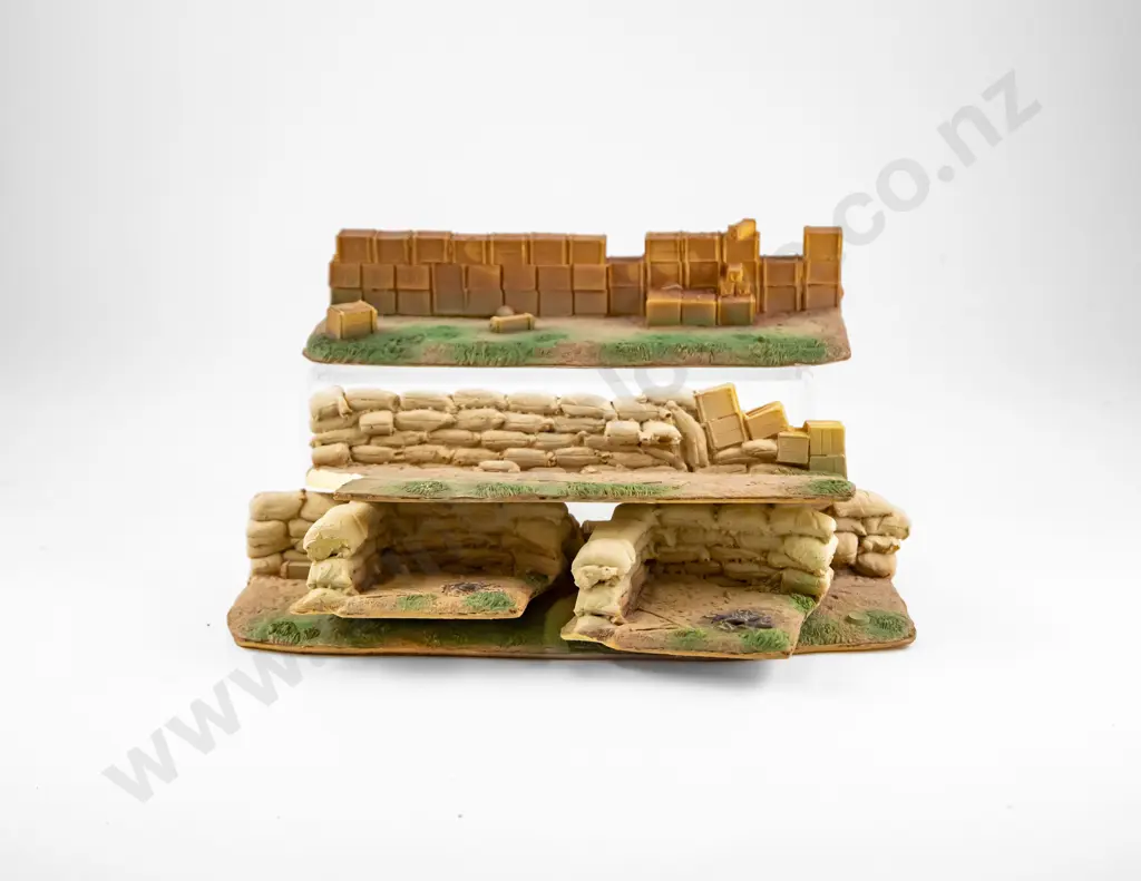Collection Complete Airfix Model Soldiers with display diorama platforms Image 1++