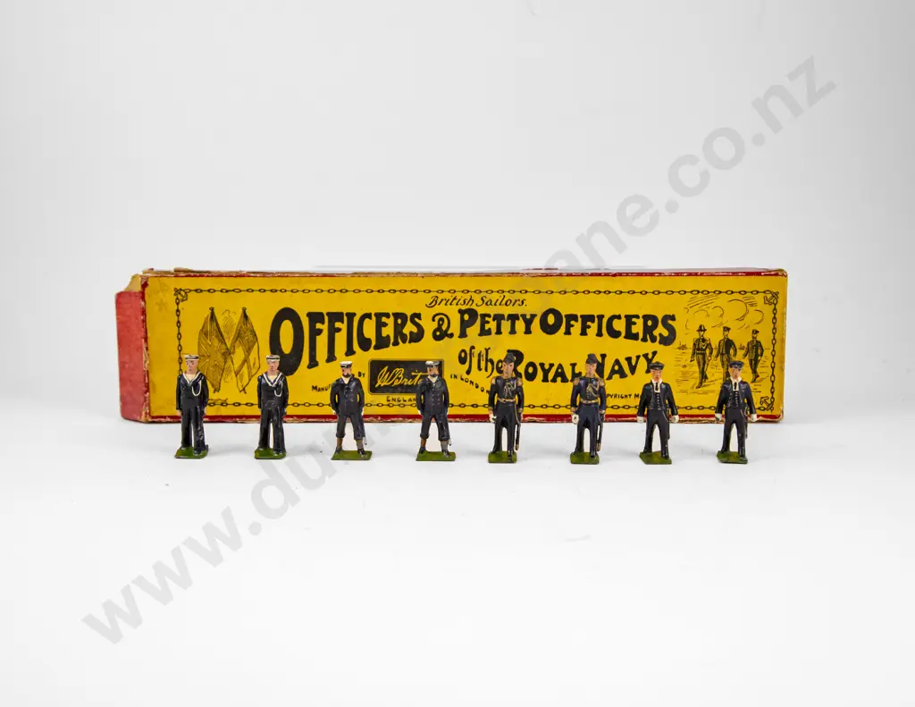 Britains Boxed No207 Officers & Petty Officers of the Royal Navy (8) Image 1++