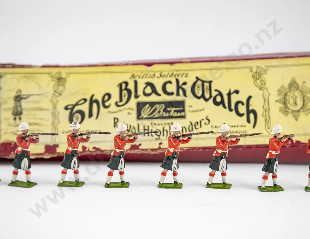 Britains Boxed No122 The Black Watch Royal Highlanders (8) Image 1++