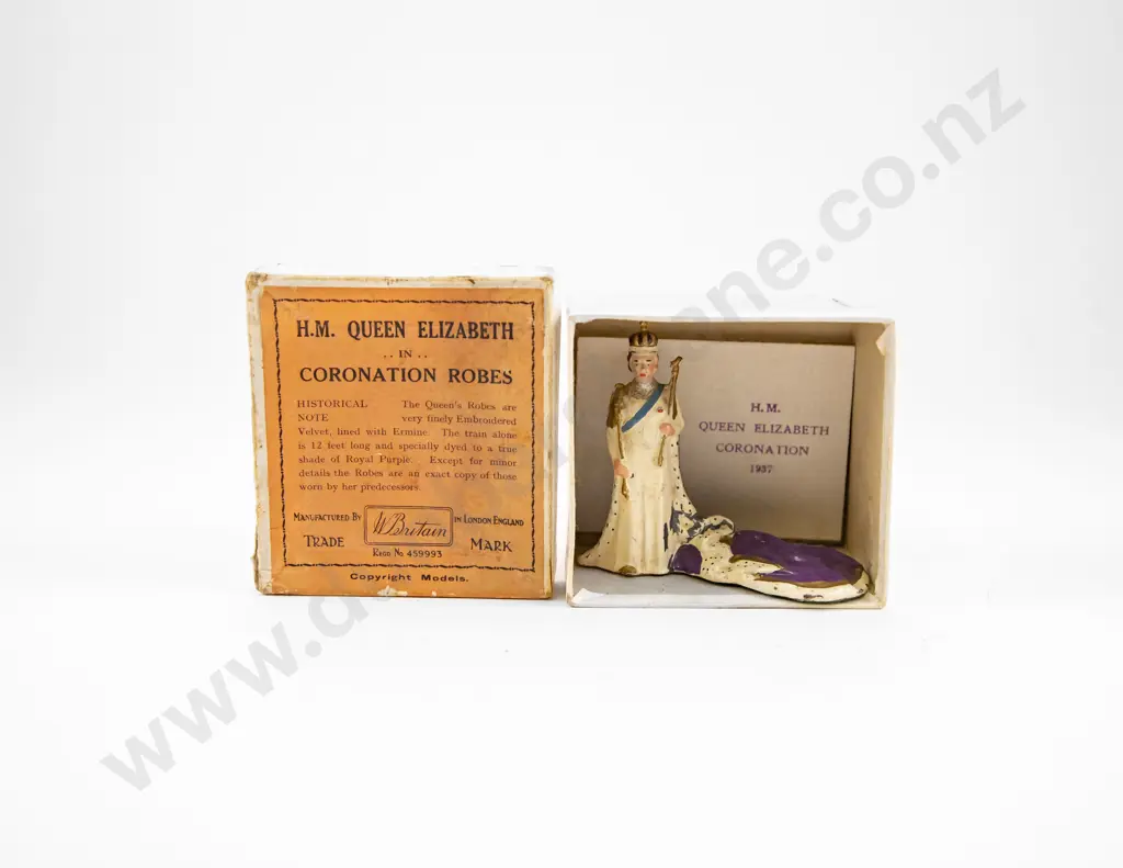 Britains Boxed HM Queen Elizabeth in Coronation Robes Image 1++
