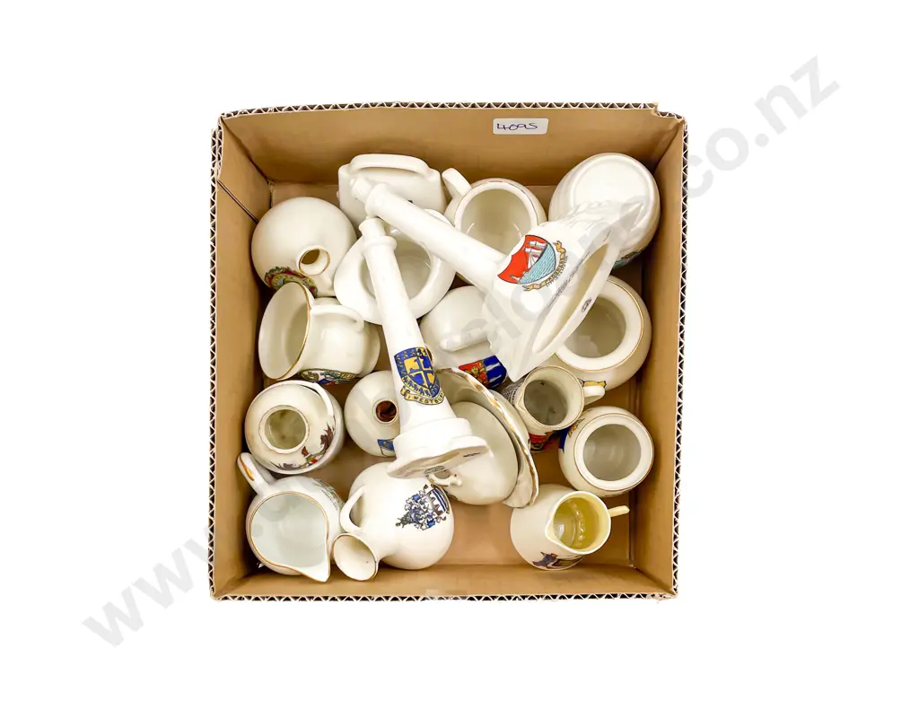 Box of Assorted Crested China Image 1++