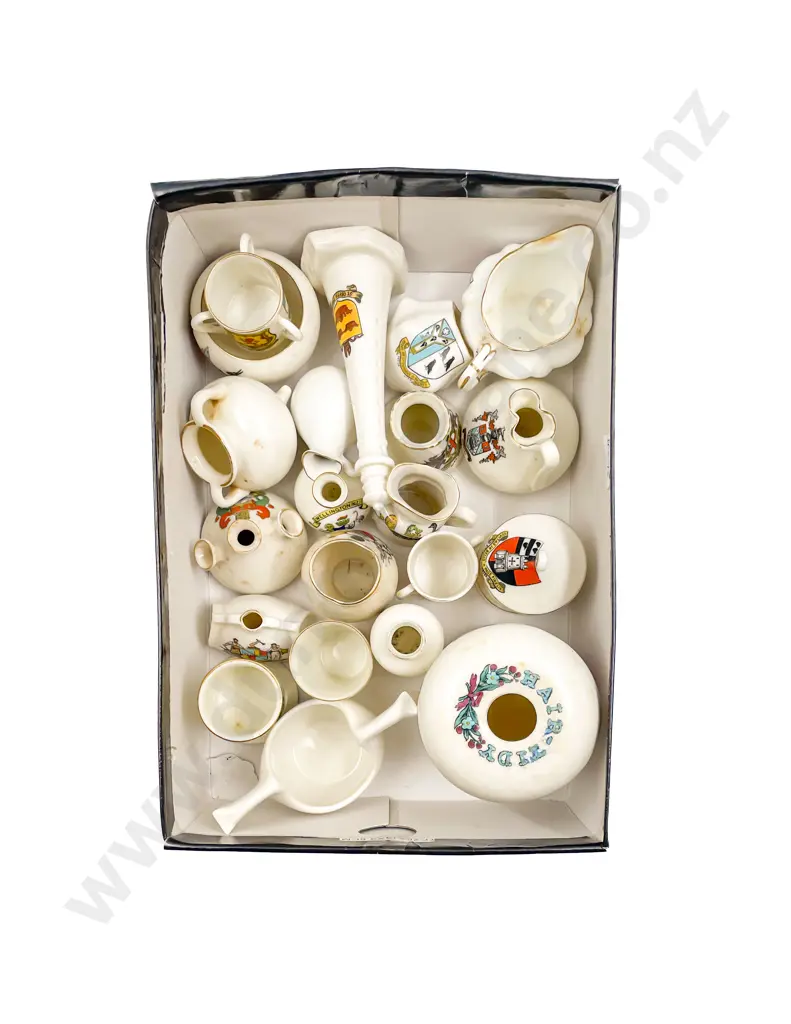 Box of Assorted Crested China Image 1++