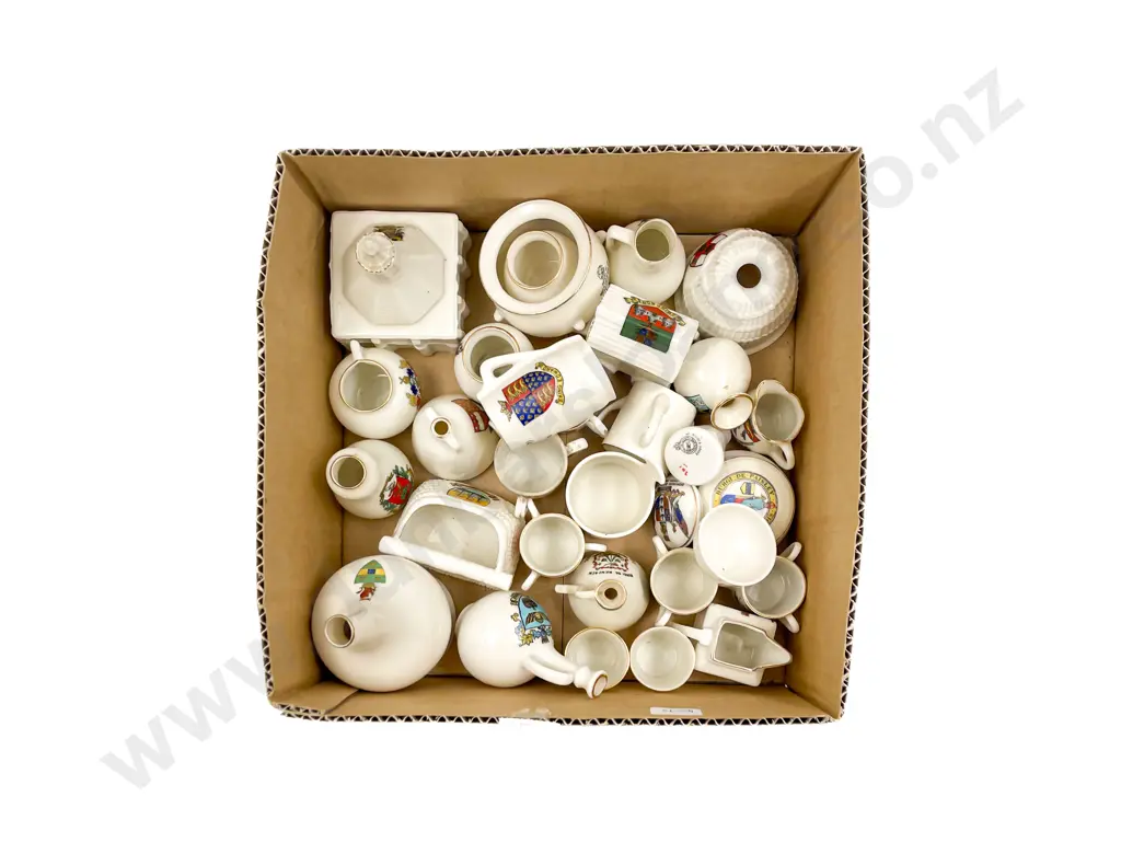 Box of Assorted Crested China Image 1++