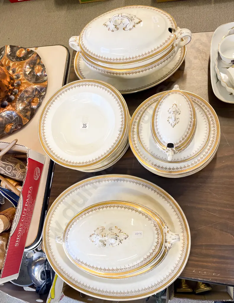 Booths Cawnpore Pattern Dinner Set Image 1++