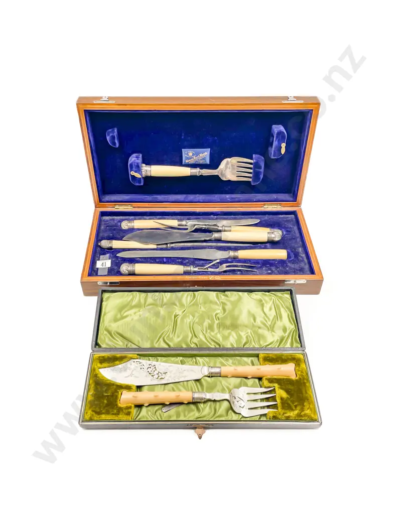 Cased Vict Carving Set and Fish Servers Image 1++