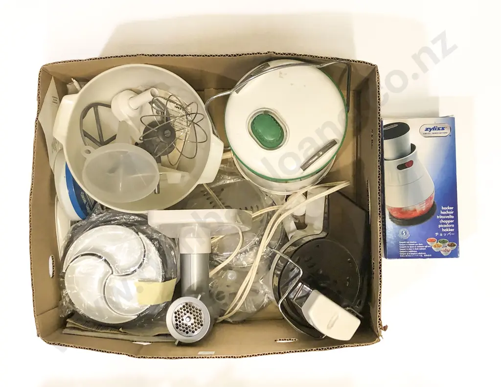 Two Boxes of Mixed Kitchenware Image 1++