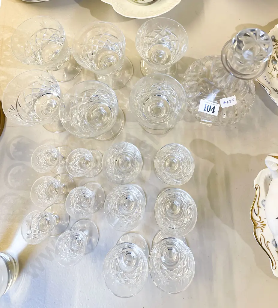 Crystal Decanter Image 1++