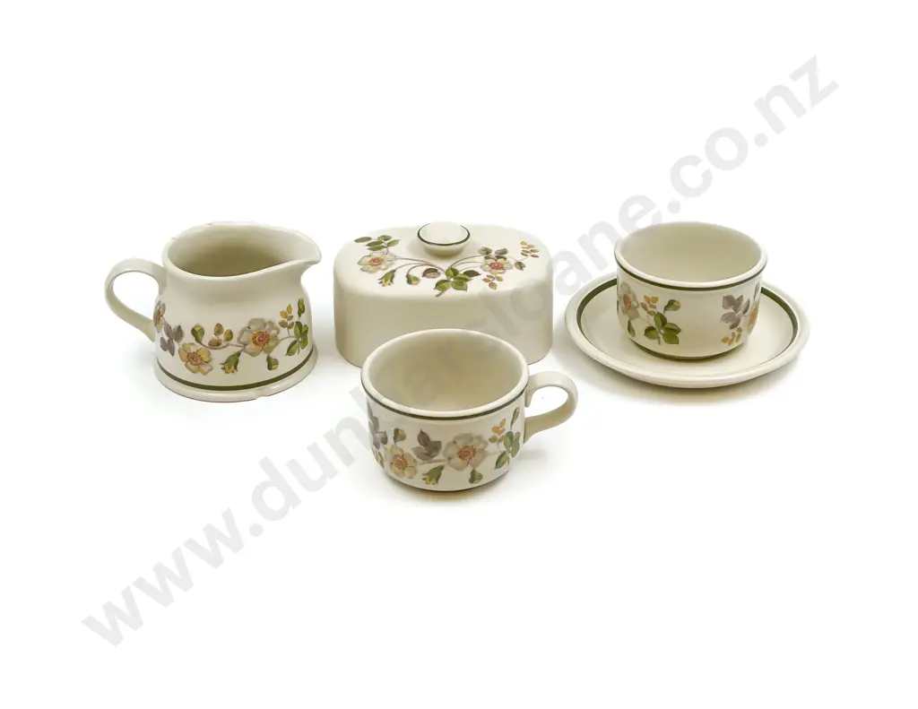 Autumn Leaves Part Dinner Set Image 1++