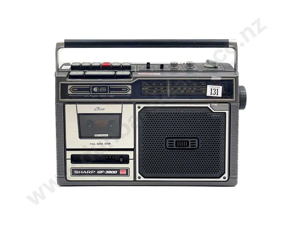 Sharp GF-3800 Radio Cassette Player Image 1++