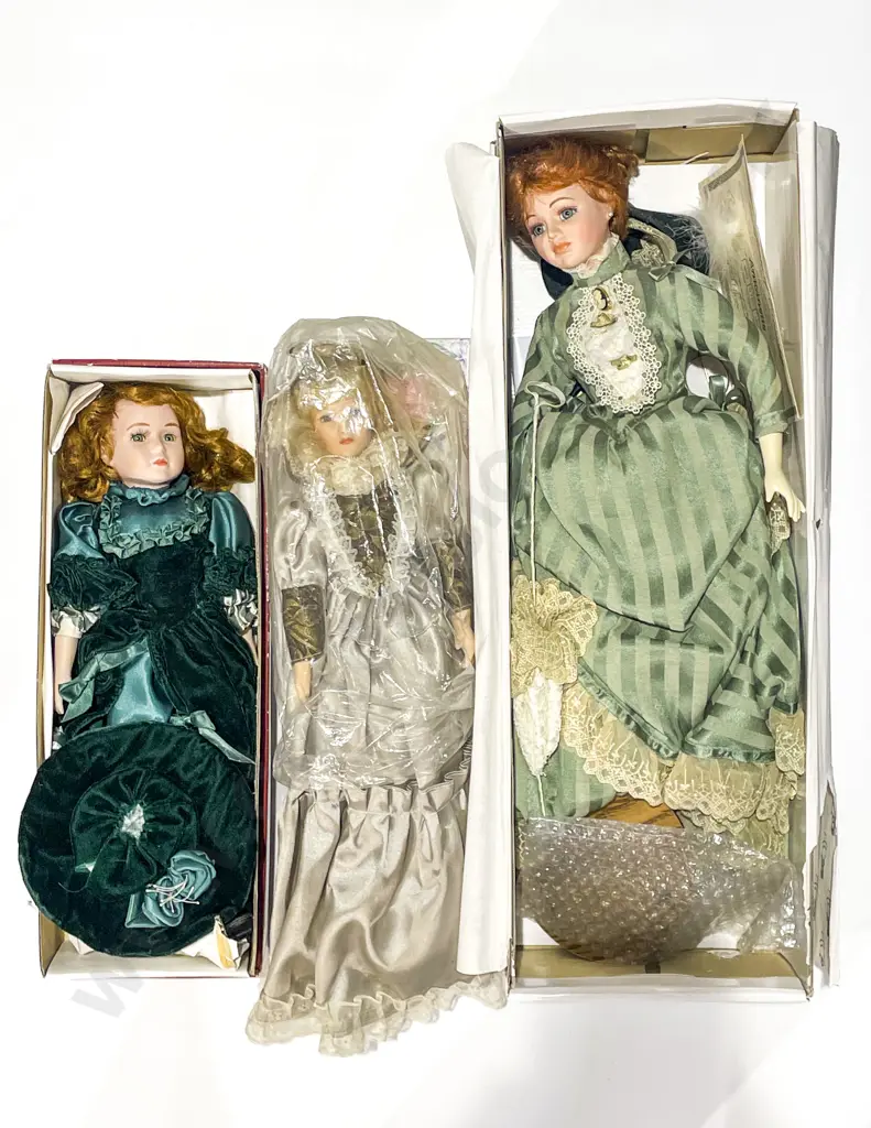 Boxed Hill View Lane Bisque Doll & Two Others Image 1++