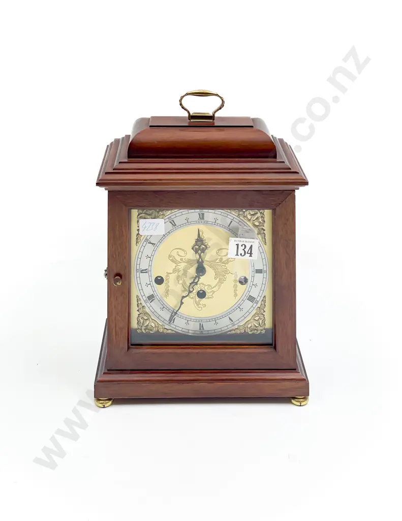 Modern Bracket Clock Image 1++