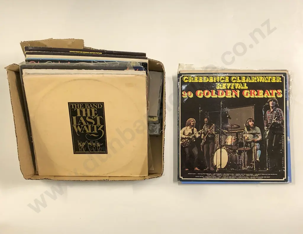 Small Collection Records & CDs Image 1++