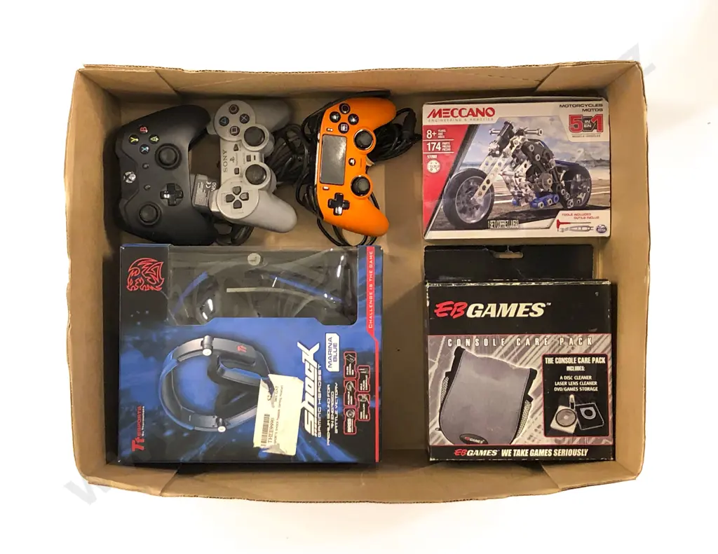 Gamer Controls Varios Headphones & Other Image 1++