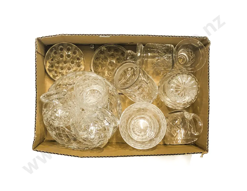 Assorted Crystal Ware Image 1++