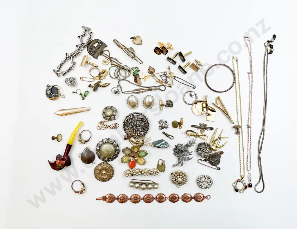 Collection Assorted Costume Jewellery Image 1++