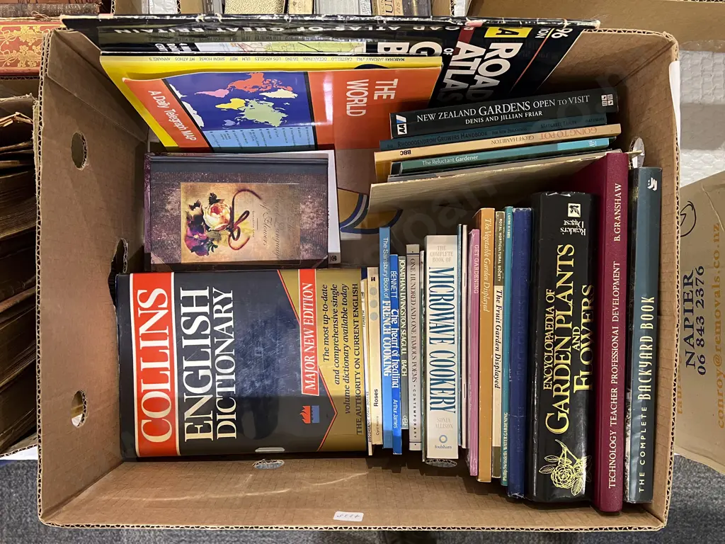 Selection of Modern Gardening and Other Non-Fiction Volumes Image 1++