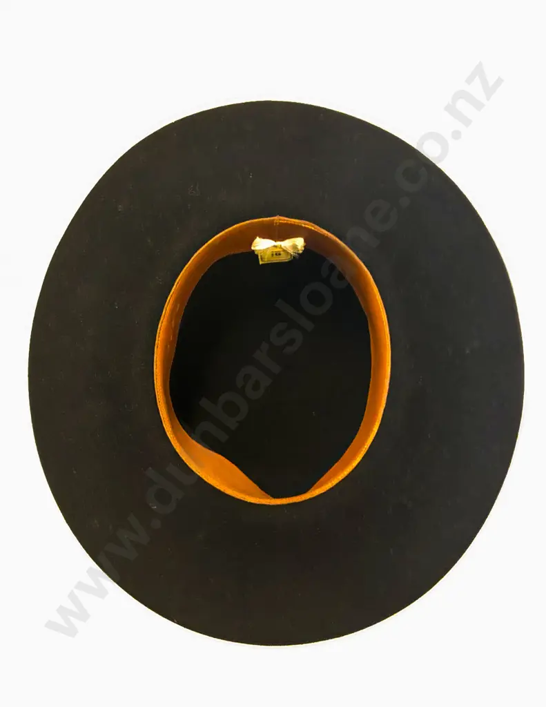 Felt Black Belt Hat Made in England Image 1++