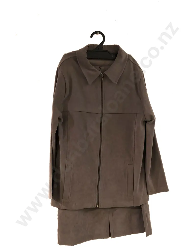 Ladies Suede Jacket and Three Others Size 10 Image 1++
