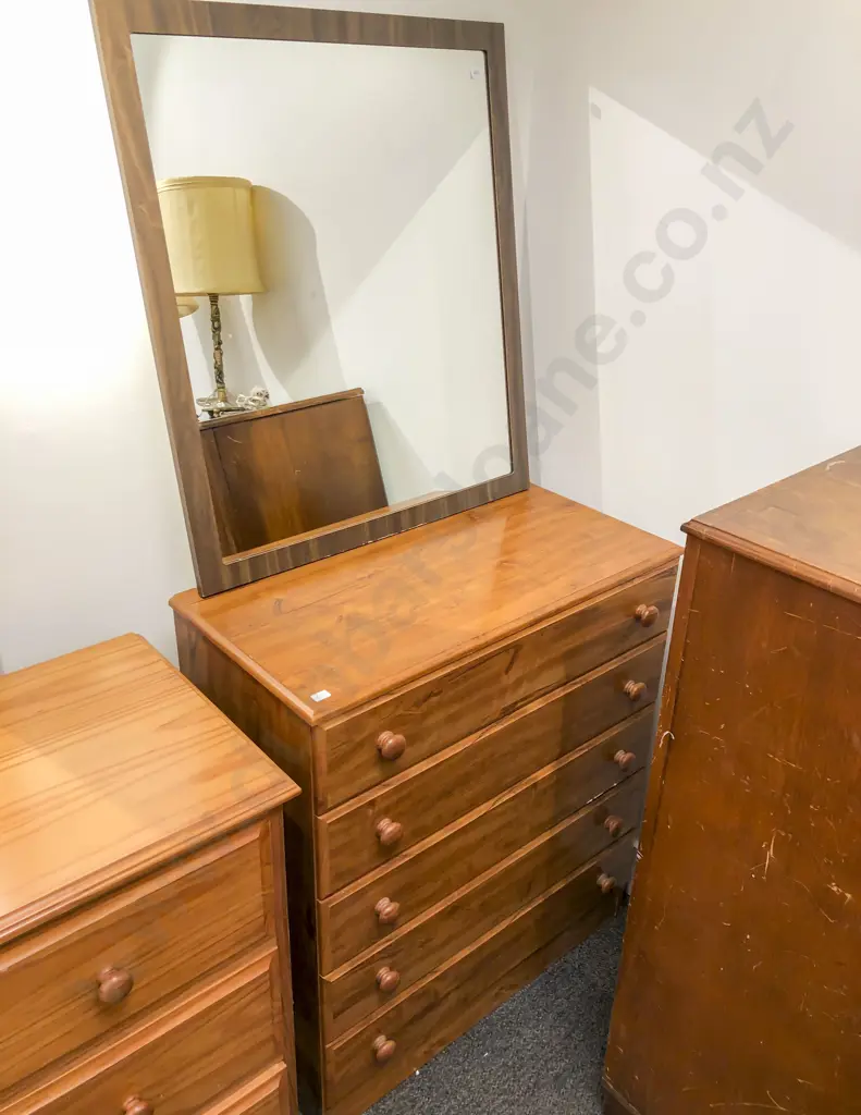 Two Door Manrobe Image 1++