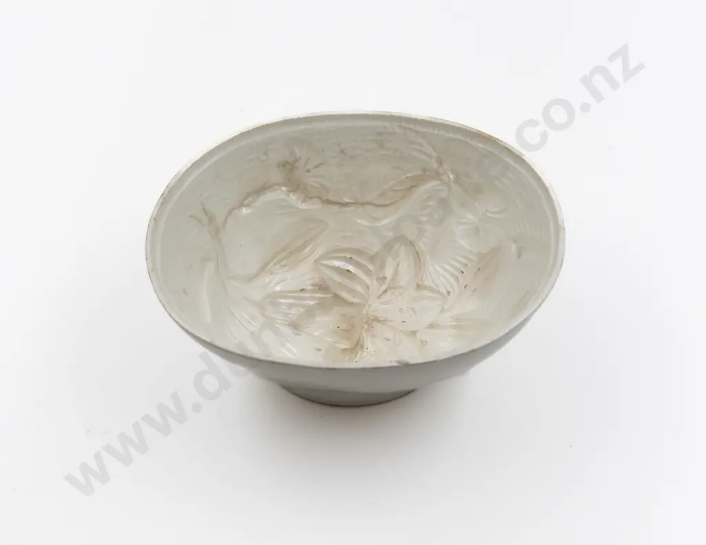 Victorian White China Jelly Mould Image 1++
