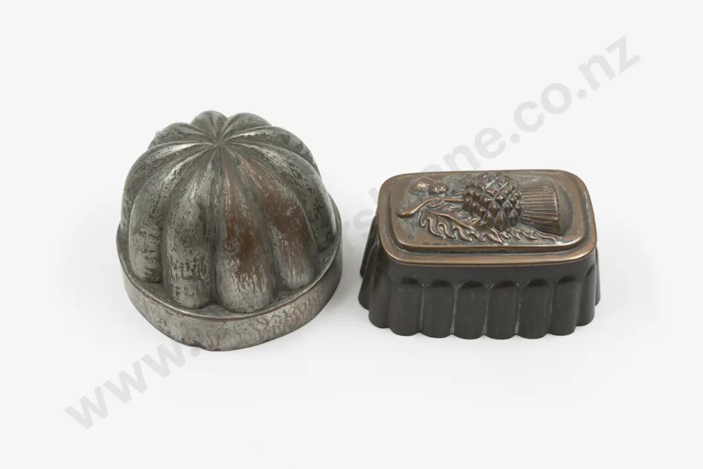 Two Late Victorian Tin Jelly Moulds of Lobbed & Thistle Patterns Image 1++