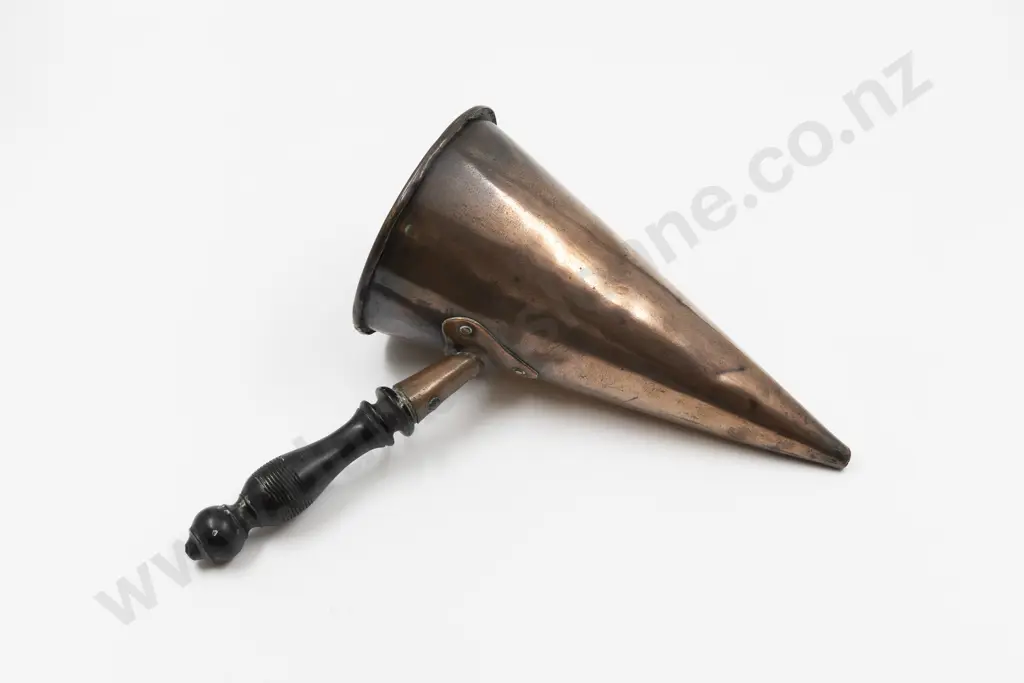 Victorian Copper Conical Pouring Scoop Image 1++