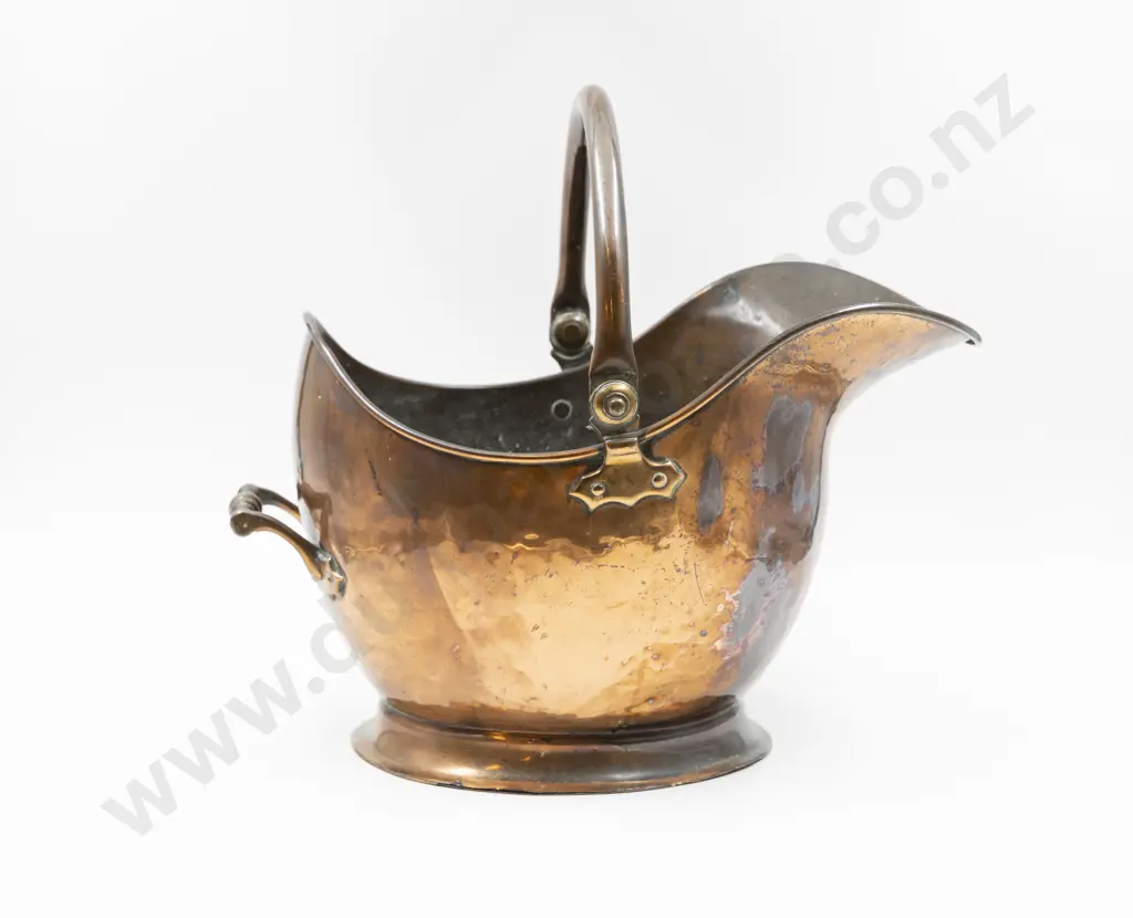 Victorian Copper Helmet Coal Scuttle Image 1++