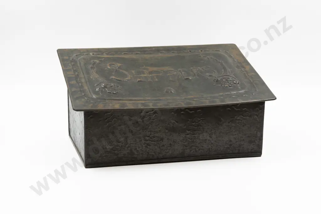 Art Nouveau Embossed Tin Slipper Box Image 1++