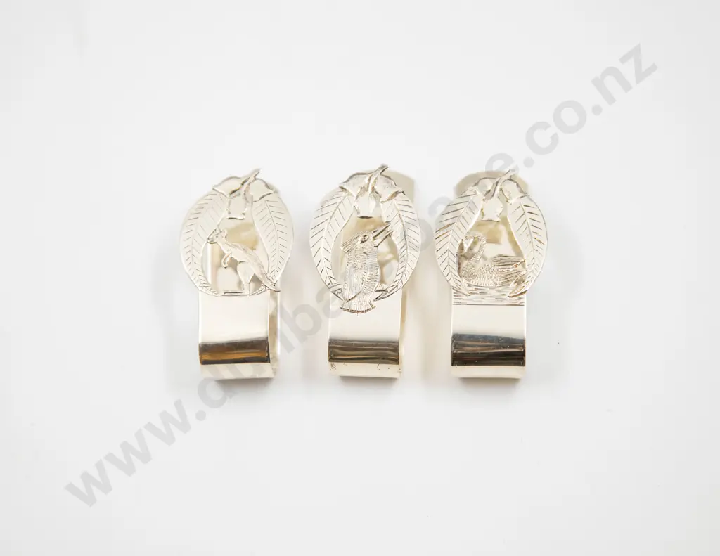 Australian Colonial S/S Three Napkin Clips Image 1++