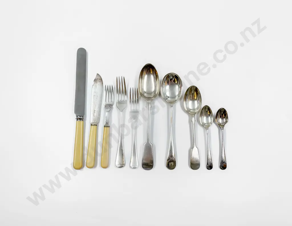 Early C20th Rogers and Sons S/Plate and Steel Canteen of Cutlery Image 1++