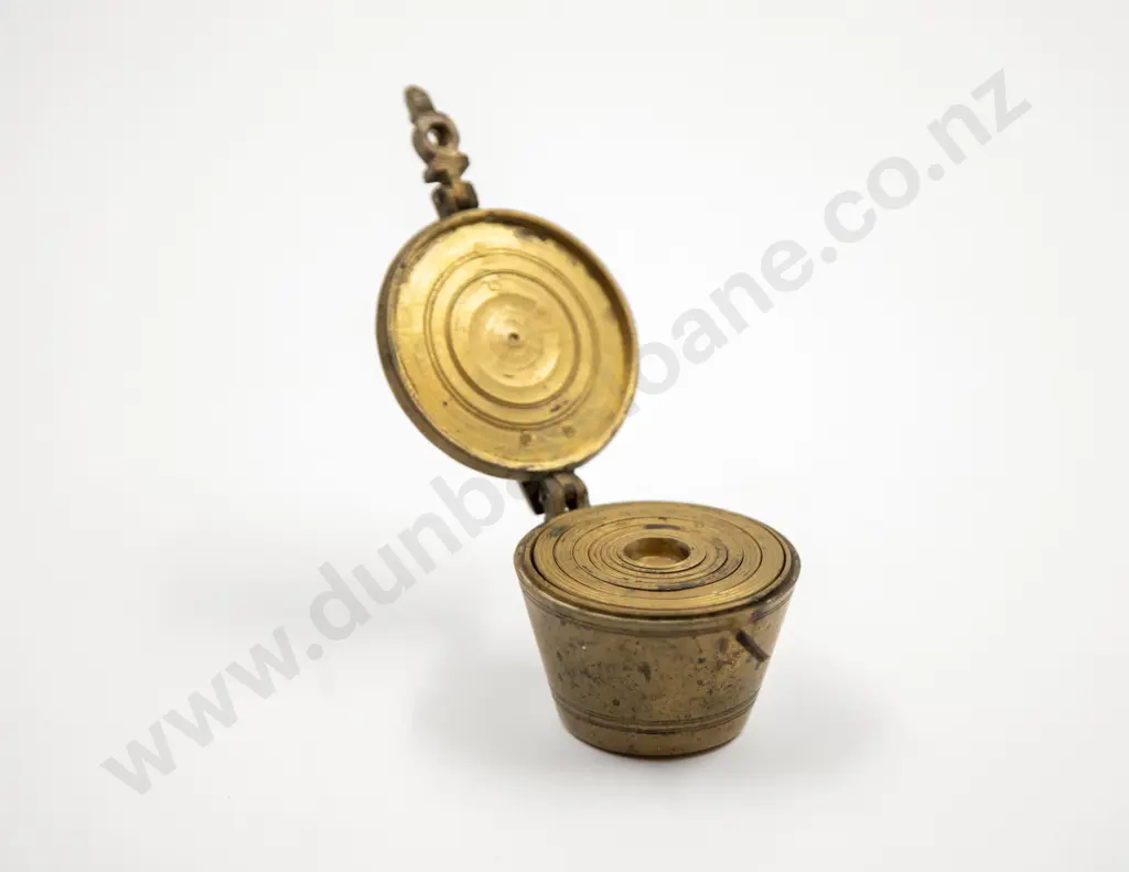 Victorian Brass Gold Weighting Bucket Scales Image 1++