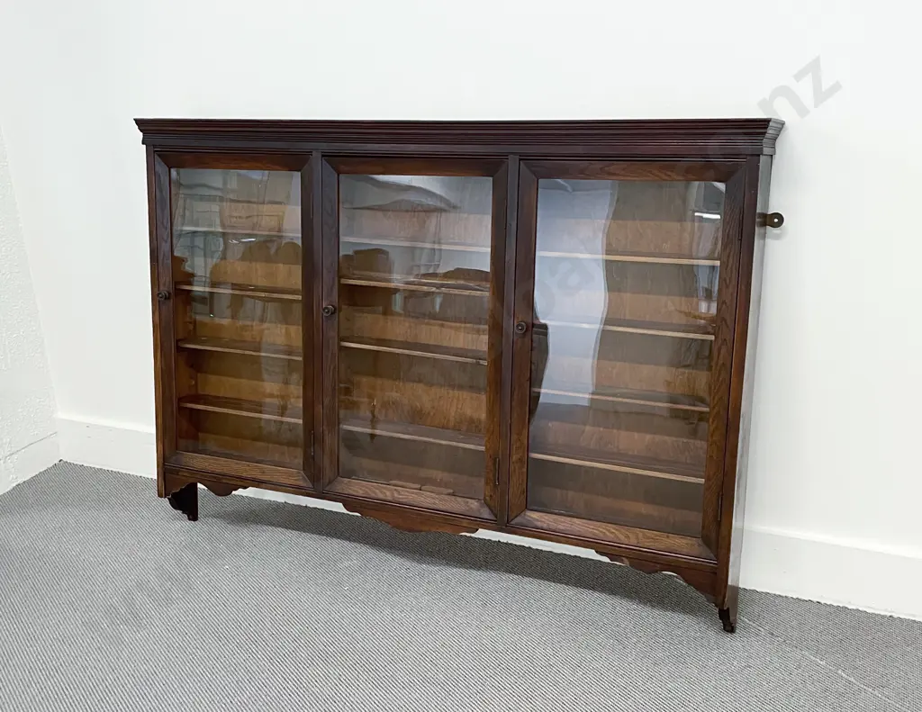 Late Vict Stained Ash Three Glazed Door Collectors Cabinet Image 1++