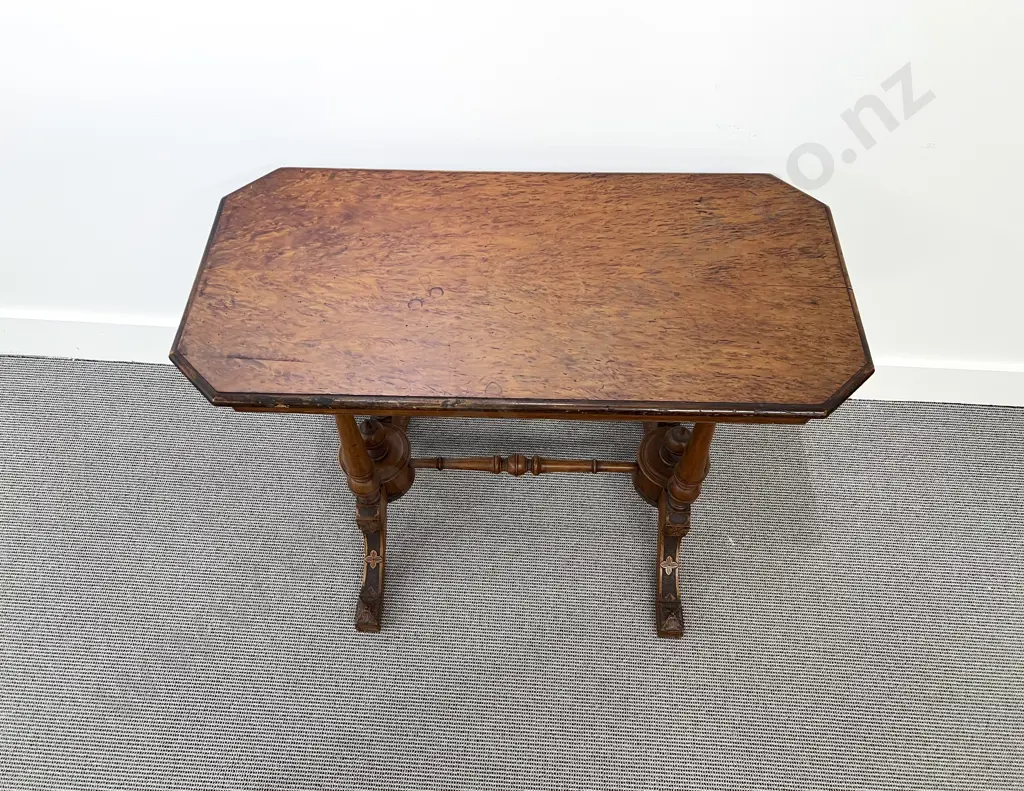 C19th NZ Colonial Mottled Kauri Sofa or Side Table Image 1++
