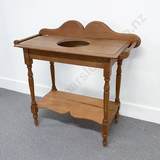 NZ Colonial Plain Kauri Washstand