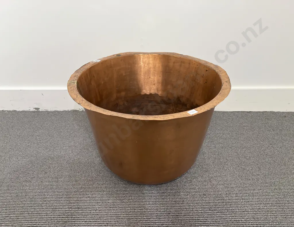 Vict Laundry Copper Image 1++