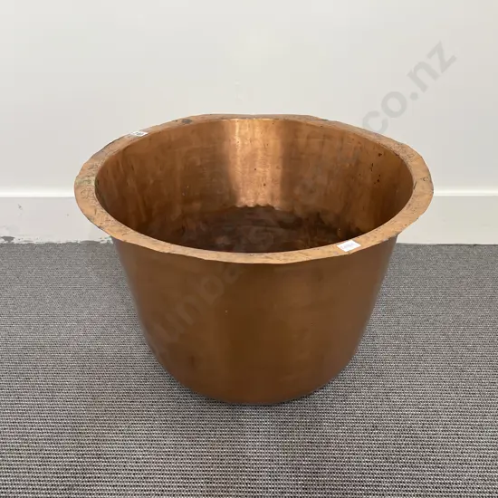 Vict Laundry Copper