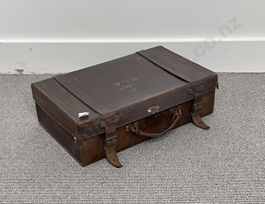 Edwardian Leather Travel Case Image 1++