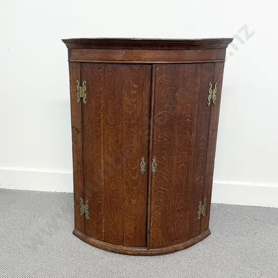 Geo III Oak Corner Wall Hanging Cabinet