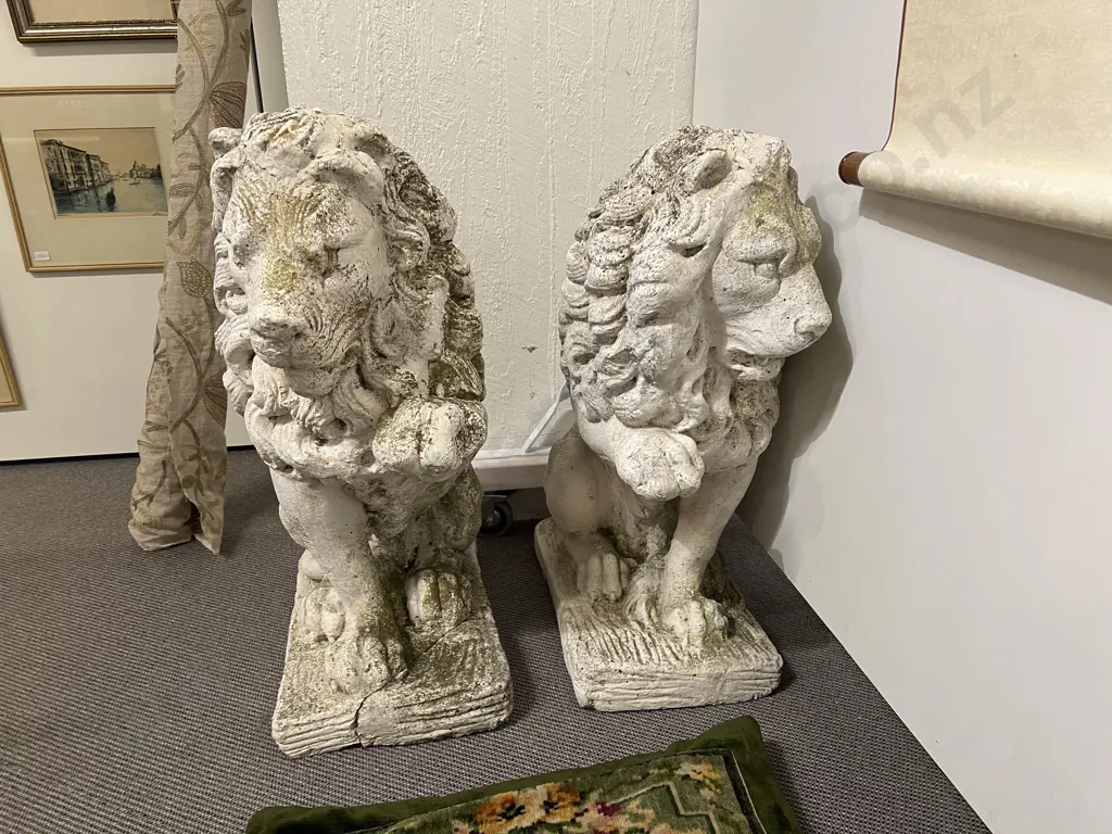 Pair Early C20th Wellington Cast Concrete Gate Lions Image 1++