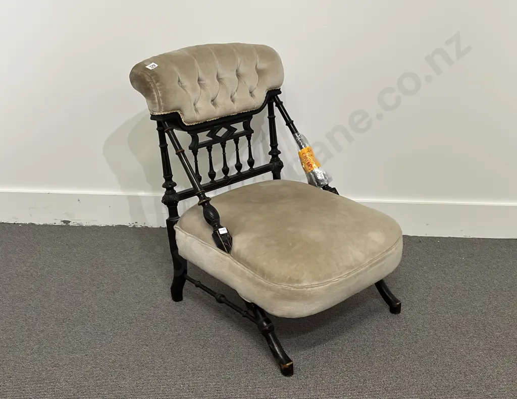 Late Vict Ebonised Nursing Chair Image 1++