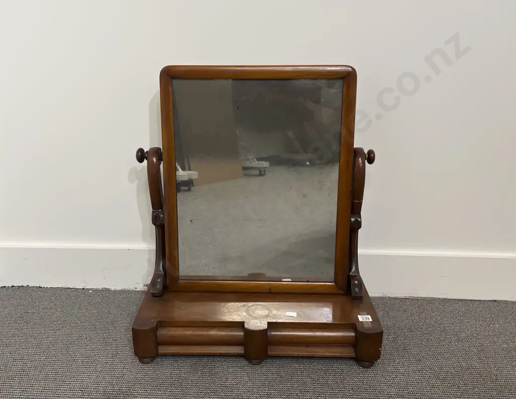 Vict Mahogany Toilet Swing Mirror Image 1++