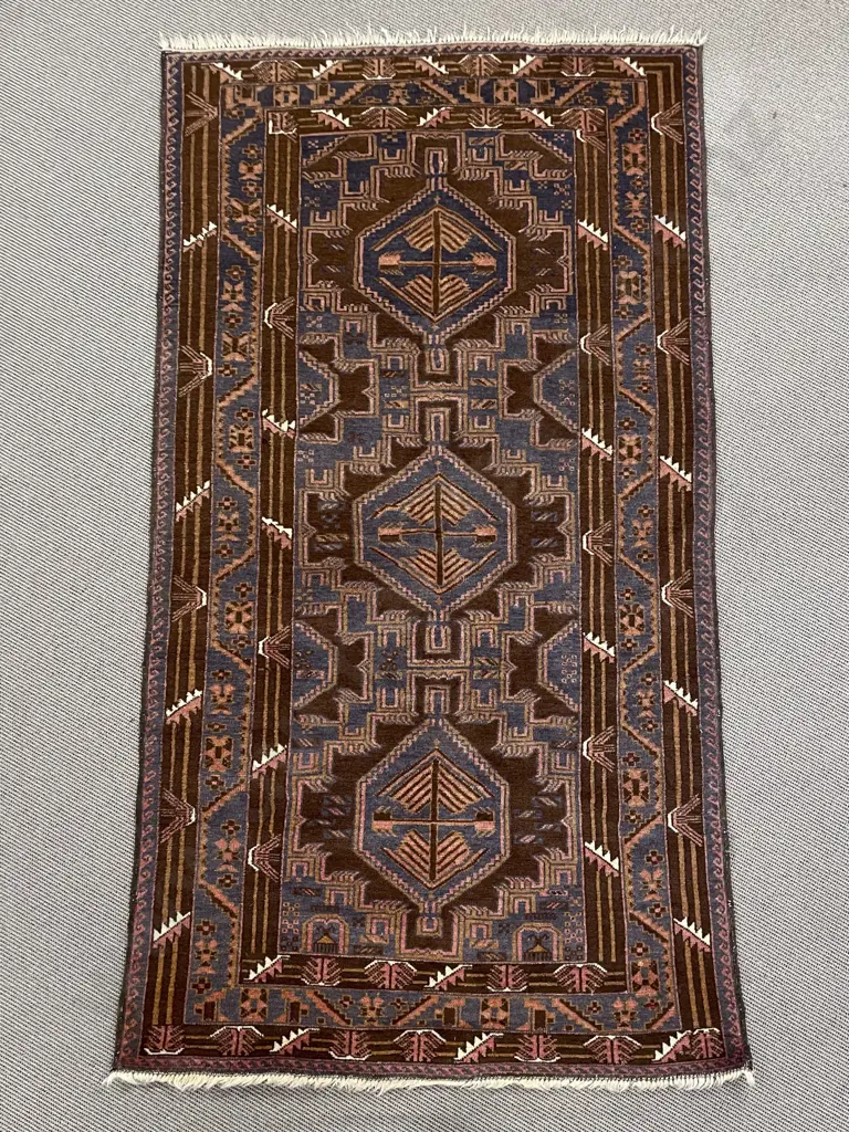 Vintage Persian Rug Image 1++