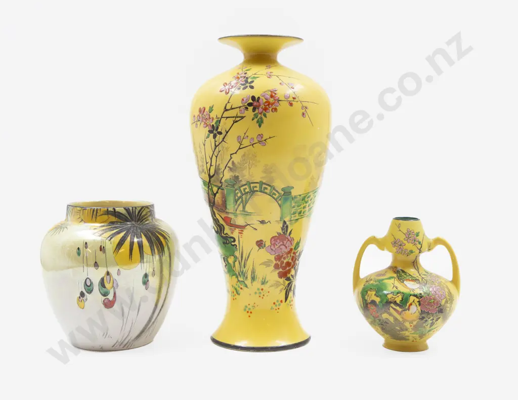 Shelley Meiping Enamel Decorated Vase Image 1++