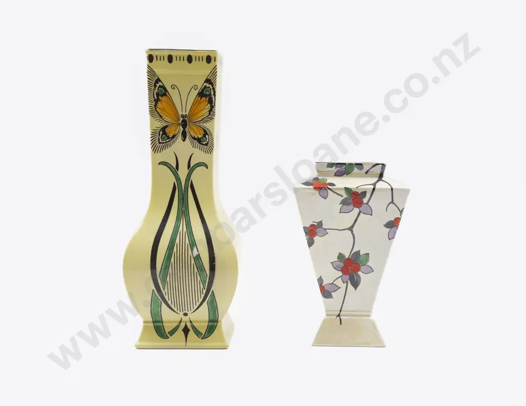 Shelley Butterfly Vase Image 1++