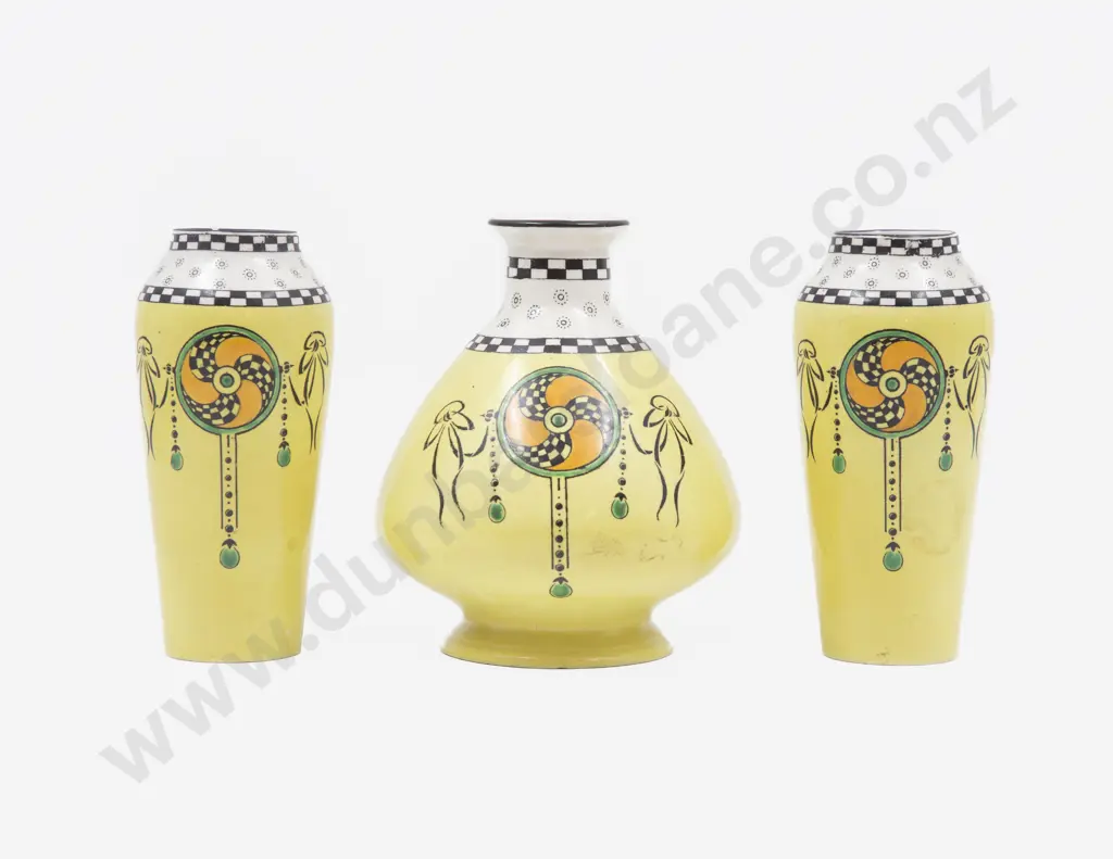 Three Shelley Art Deco Vases Image 1++
