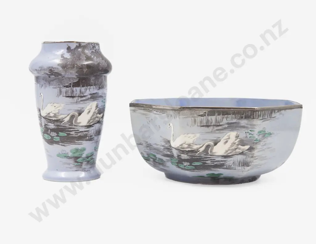 Shelley Octagonal Fruit Bowl & Vase Image 1++