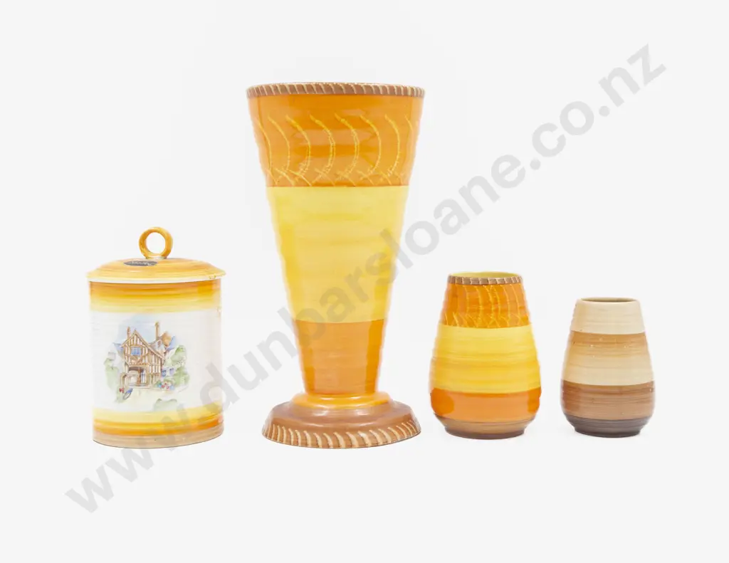 Shelley Trumpet Vase & Three Others Image 1++